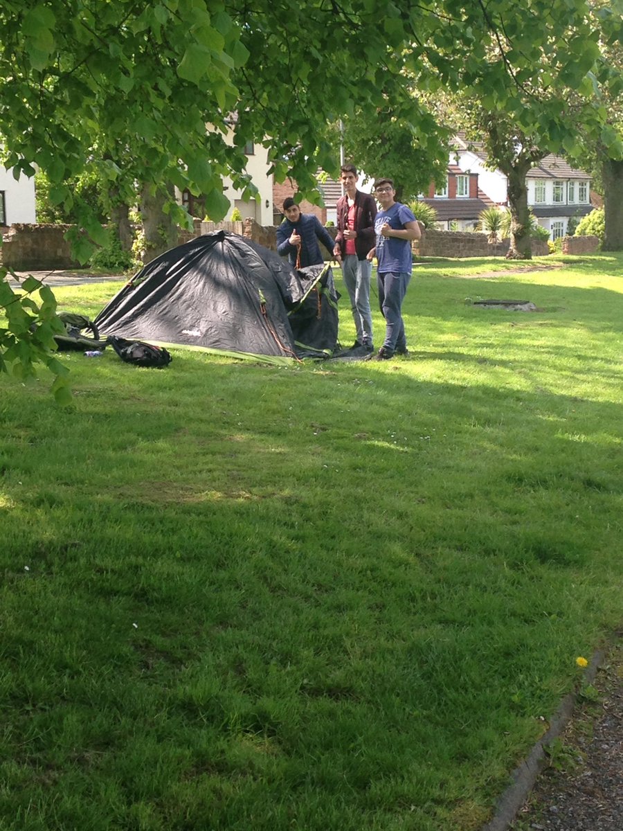 AssisiStepUp's tweet photo. Practice walk, putting up tents for @asfaDofE in #Irby today,looking forward to Wales for bronze award @ACADEMYSFA https://t.co/TN4MLXGbPC