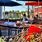 LiveEatLocal's tweet image. Wayland weather, 86 and sunny. #patioparty #finallyfeelslikesummer