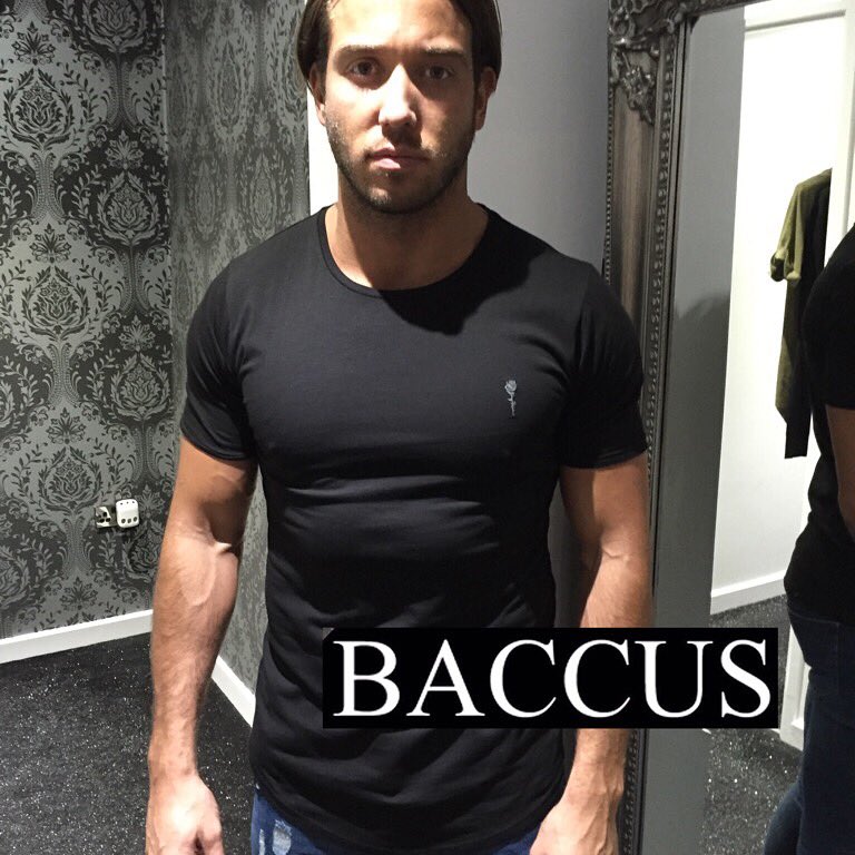 BaccusStore's tweet photo. Clean, smart and quality new from @RoseLondonUK @JamesLock__ https://t.co/i9uEhlWwpJ https://t.co/OeUj5bTlHD