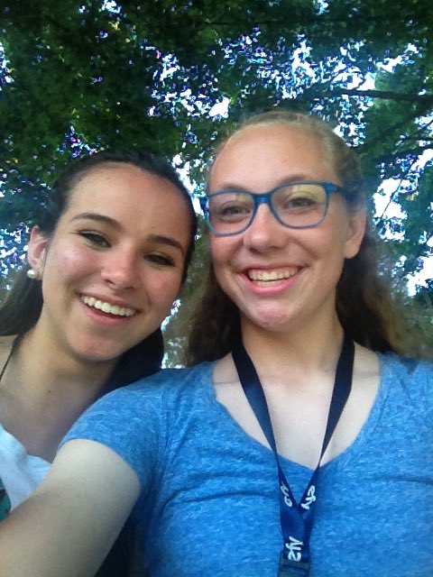 kyrie_potter's tweet photo. Happy birthday to my first efy roomie ever @cmchilds9 ❤️❤️❤️❤️❤️ ILYSM can't wait to be in Utah with you https://t.co/hoqT2aOyj3