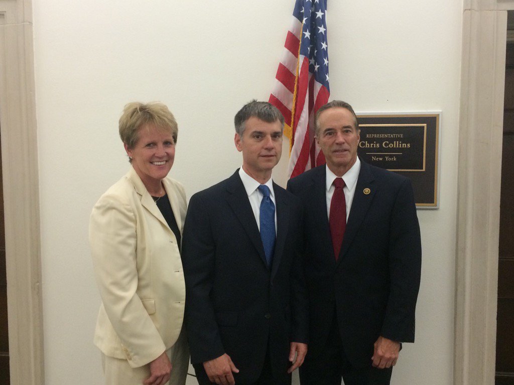 wagner2_gary's tweet photo. Great to meet you @RepChrisCollins to discuss jobs for people who rblind @NatIndBlind #nIBPolicyForum https://t.co/1iOICXtikF