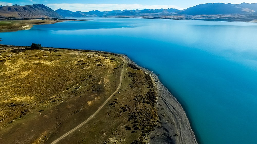 PureNewZealand's tweet photo. 55 photos of New Zealand from above: https://t.co/qMjJDsPE5w https://t.co/A5vzc2Nca8