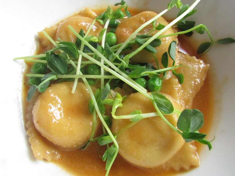 BoucheBistro's tweet photo. Our Lobster and Bacalá Ravioli are delicioso! #SantaFeDining 
https://t.co/nOrmRPk8ex https://t.co/jeBetIrKab