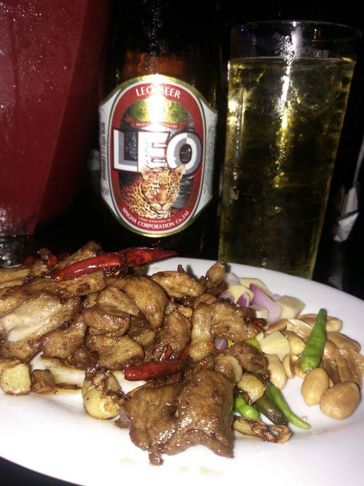 Patcha1986's tweet image. ใจเพลียๆ..ขอพึ่งเบียร์เย็นๆ
#แคปชั่น ขี้เมา #เพ้อหนักมาก  #อกหัก !!!