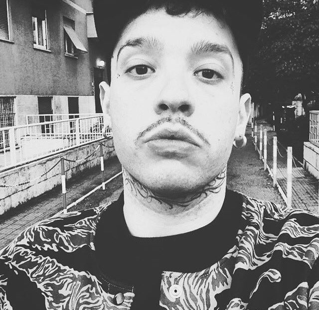 Assolto anche se ho torto #stosotto #volentieri #mainchesenso? #sanguesanguesangue #grime <a href="/RastyKg/">RASTYKILO</a> ⚡️