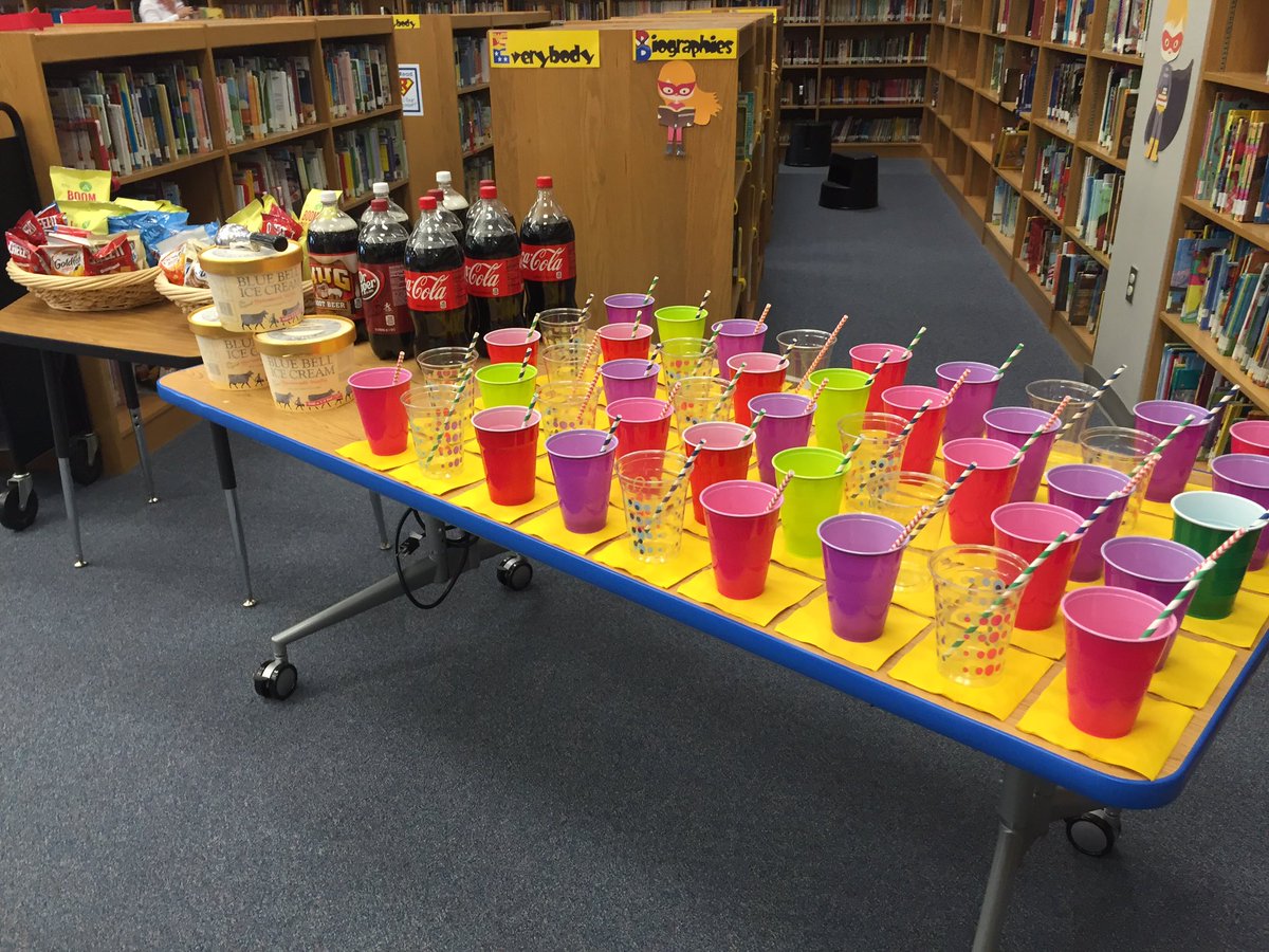 Ready to celebrate an amazing staff and an amazing year!  <a href="/AmyHolderman/">Amy Holderman</a> <a href="/BennettBears/">Bennett Bears</a>