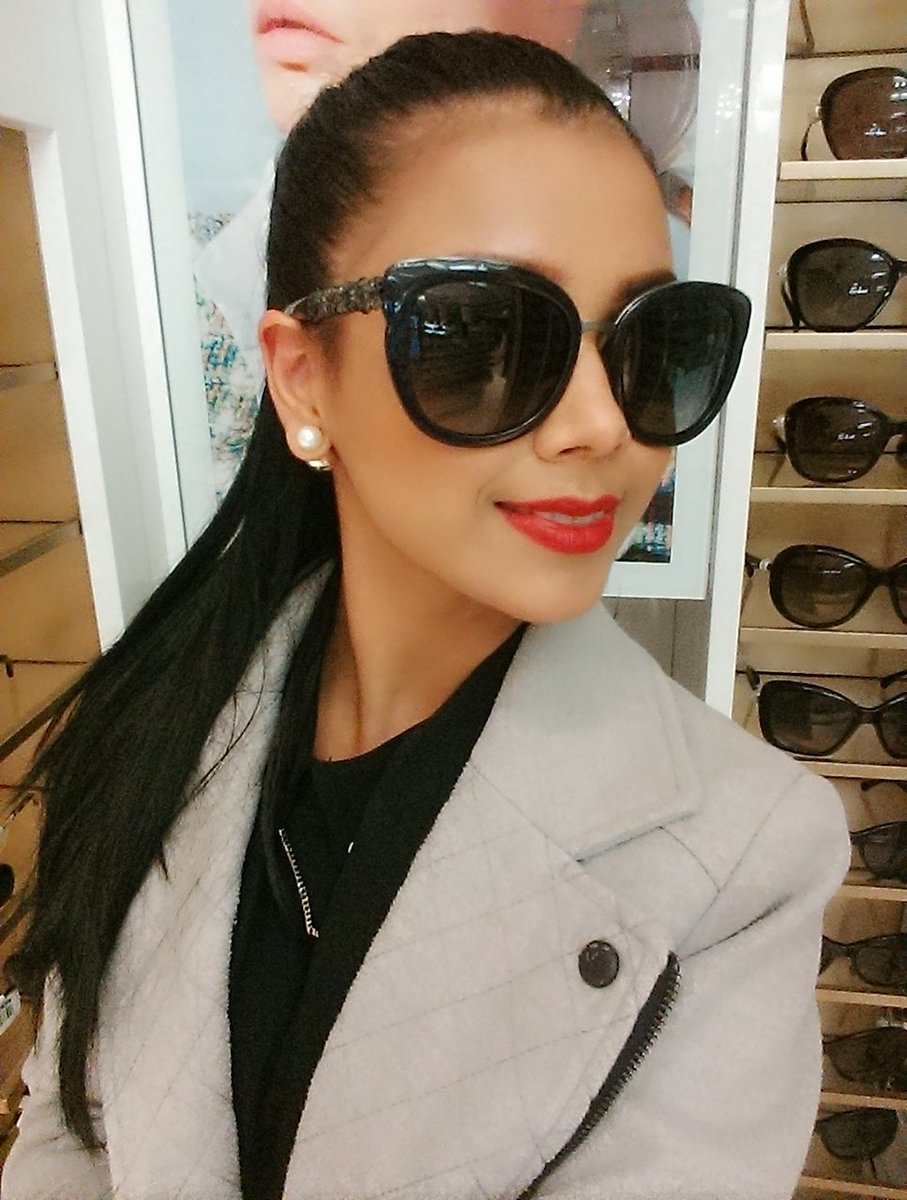 Every womens favourite brand Chanel #chanelLovers #hiddenbeauties <a href="/CHANEL/">CHANEL</a> @cz_zuzka <a href="/SotSoll/">S. S.</a> <a href="/TeamMargo/">TeamMargo</a> <a href="/MSztabersk/">malgorzata sztabersk</a>