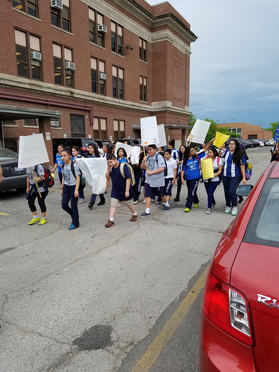 northwest_ms's tweet photo. Northwest Middle marching and rallying for funding equality. https://t.co/LM7zuAeRe4