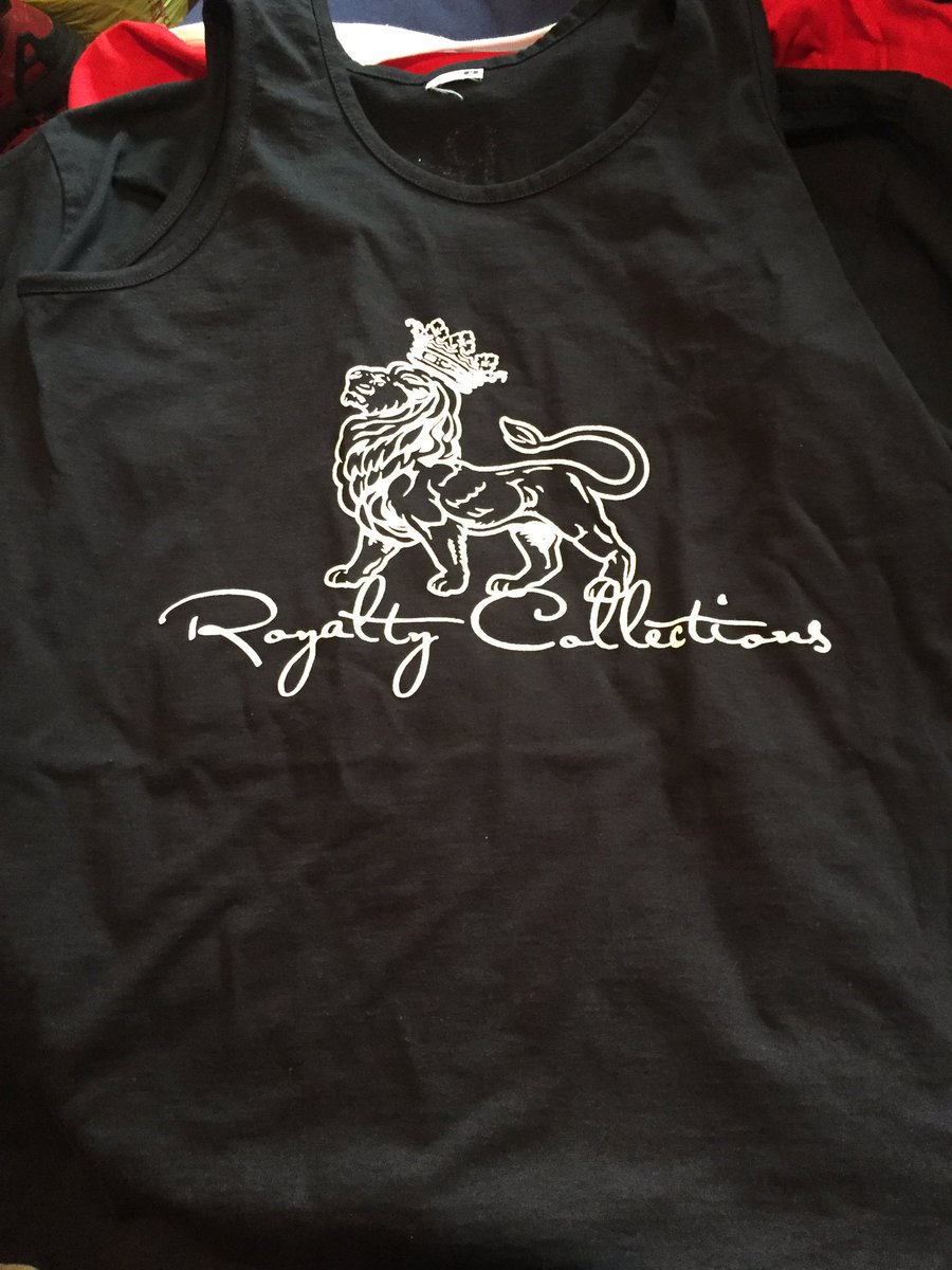 MalikAustralia_'s tweet photo. T-shirt line almost ready !!!! 👑 #Royaltycollections https://t.co/86YrWPsRQo