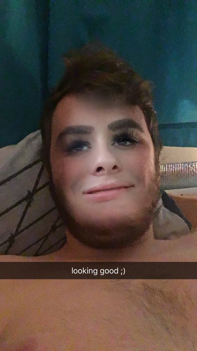dominche's tweet photo. @BrittanyFurlan  I'm even hotter now thanks!😂😂 https://t.co/jjiHfR6G7l