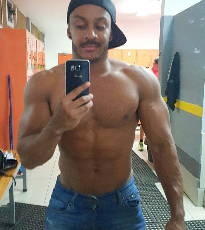 EstrellaSuarezM's tweet photo. I HATE BULKING ๐ข zero definition ๐ฃ
#puravida #gohard #tico #happy #motivation #dumadavid #davidduma #youcan #ican โฆ https://t.co/m9ea4b9cST