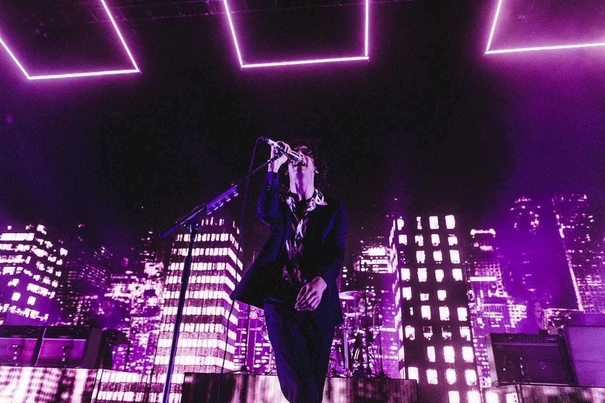 Interscope's tweet photo. .@The1975 Live in Columbus. Photos by @ashleyophoto. https://t.co/8ccnvAQTyC
