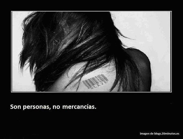 guardiacivil's tweet image. Acabemos con la explotación sexual
No consumes➡No sufren
Son #esclavas, no te engañes
📞062
📧trata@guardiacivil.org