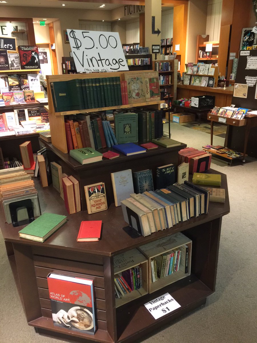 TheOpenBookTO's tweet photo. Be sure to stop by and check out our vintage table!! https://t.co/gnvwHxONM5