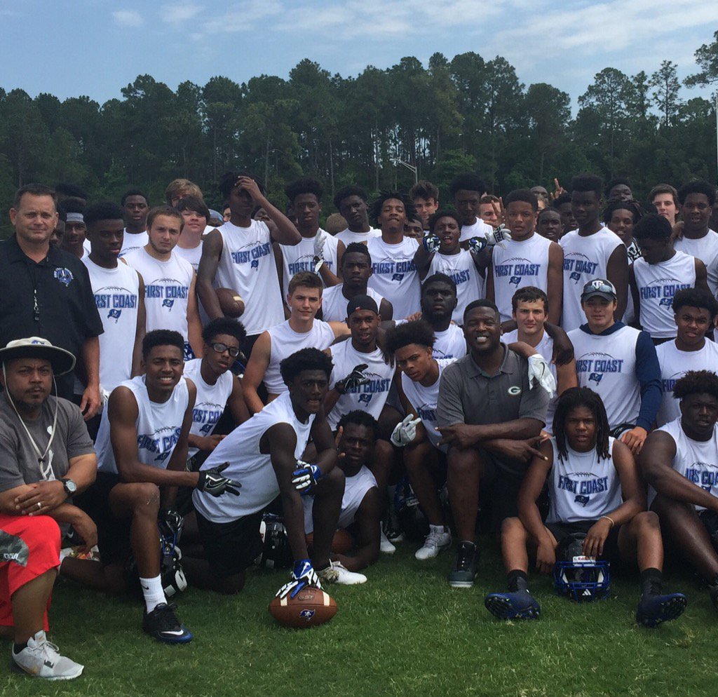 leap36's tweet photo. Also spoke to First coast highschool football team today in Jax Florida #butlervsbullying #Youngleaders https://t.co/ZdAKxUK47d
