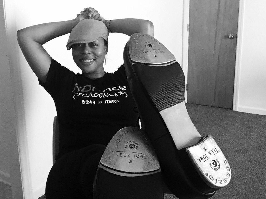 kDaNce5678's tweet photo. A woman and her tap shoes.  😉. #NationalTapDanceDay https://t.co/dtEPcnEXUs