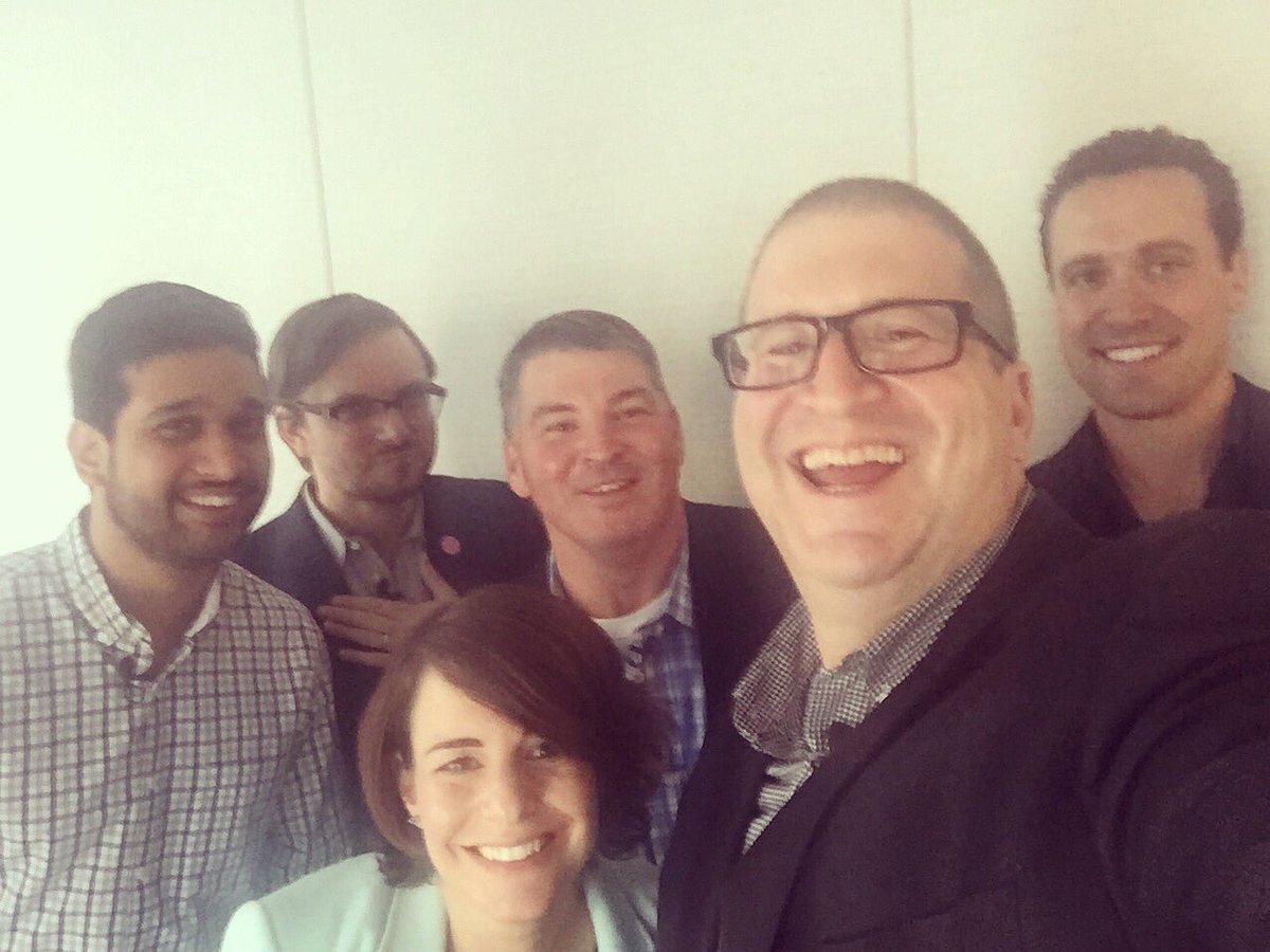 The panel is ready to begin the discussion! #SSWSalon #PanelSelfie