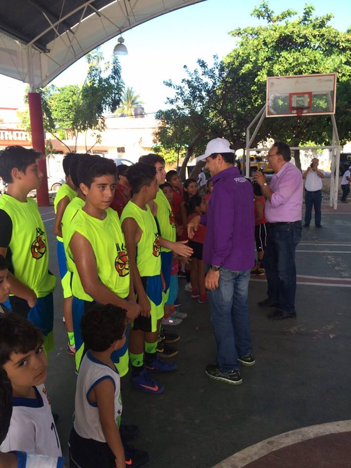 GregSanchezM's tweet photo. Impulsaremos el deporte en nuestros jóvenes, tendrán mayores oportunidades en el ámbito deportivo #GregPresidente https://t.co/iH7IOoMKX9