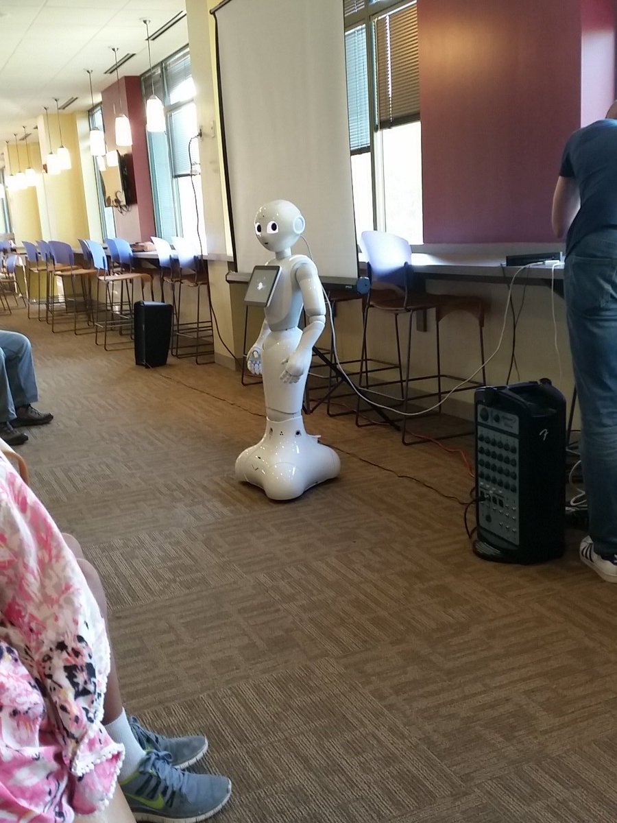 DocTech's tweet photo. Robot demo at Philadelphia java user group #robotics #java https://t.co/nkGSqUdaGw