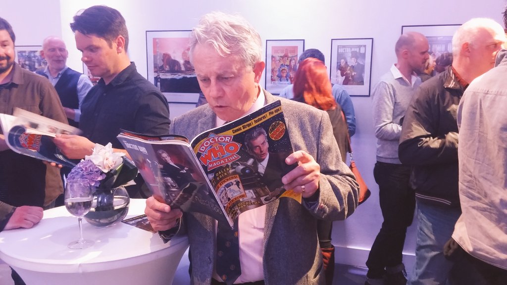 DWTheFanShow's tweet photo. The 500th issue of @DWMtweets is out on Thursday: @WhoFrazer, @MinettaLane &amp; @TheLisaBowerman can't wait! https://t.co/uT4qfEyd35
