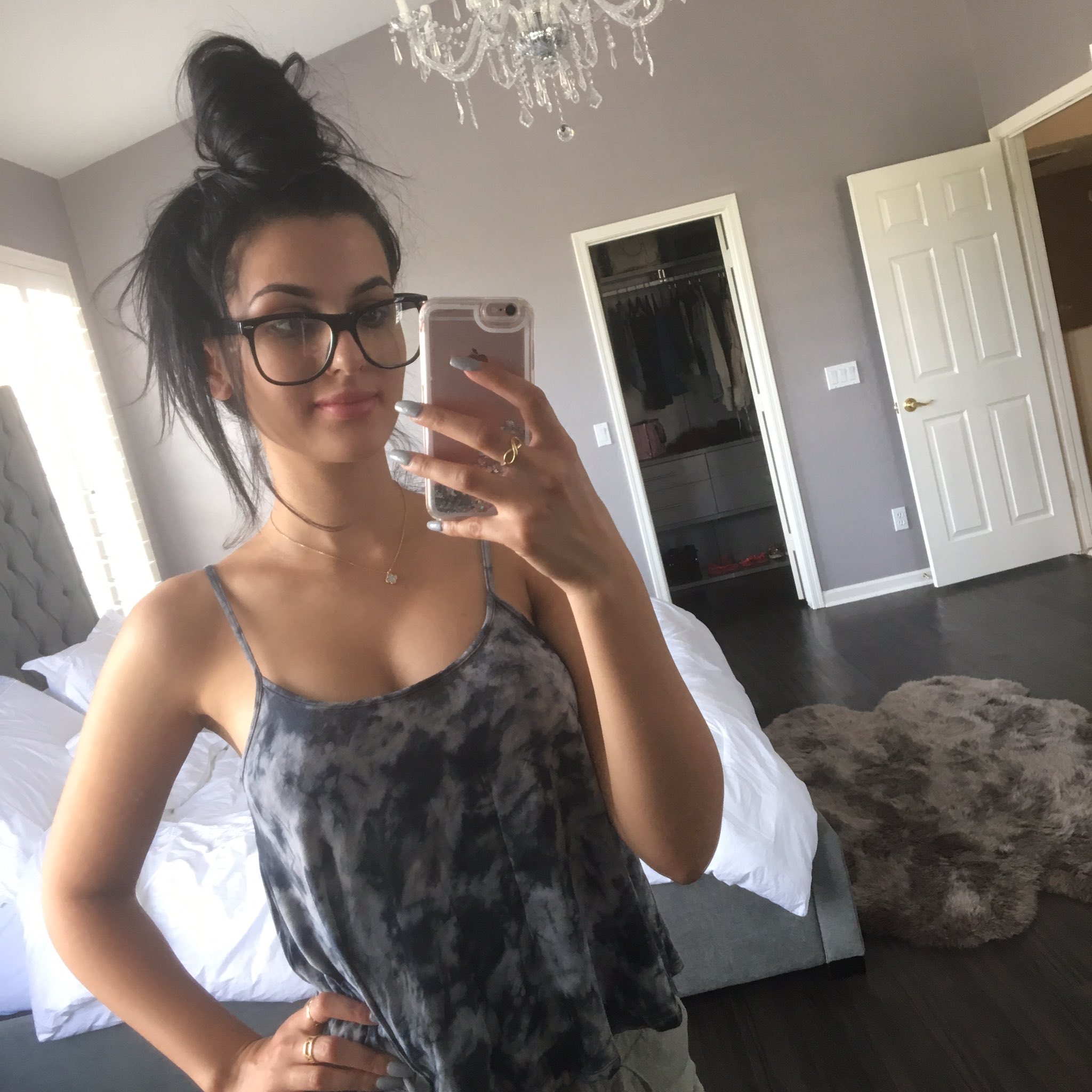 Onlyfans leaked sssniperwolf Sssniperwolf leaked