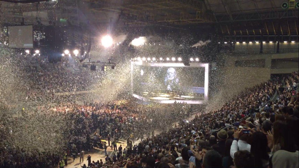 quincaral's tweet photo. Concierto memorable de #Adele en el #PalauSantJordi de #Barcelona // @Adele @barcelona @PalauSantJordi https://t.co/Ep5PEtY516