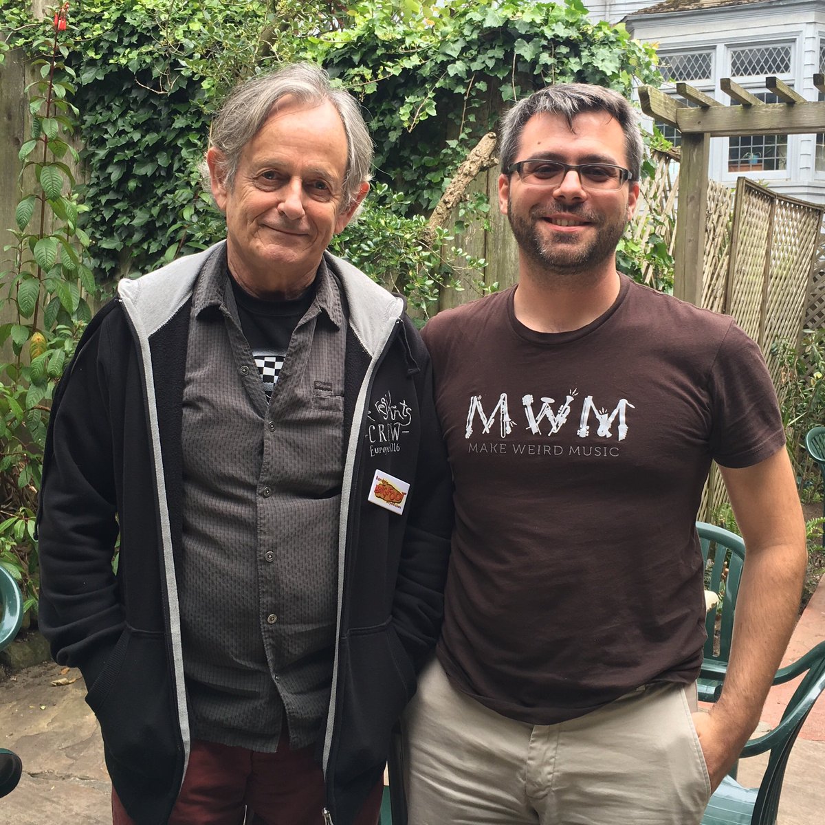 MakeWeirdMusic's tweet photo. Thank you Homer Flynn for the great interview about @theResidents! https://t.co/j94Ne2InWM