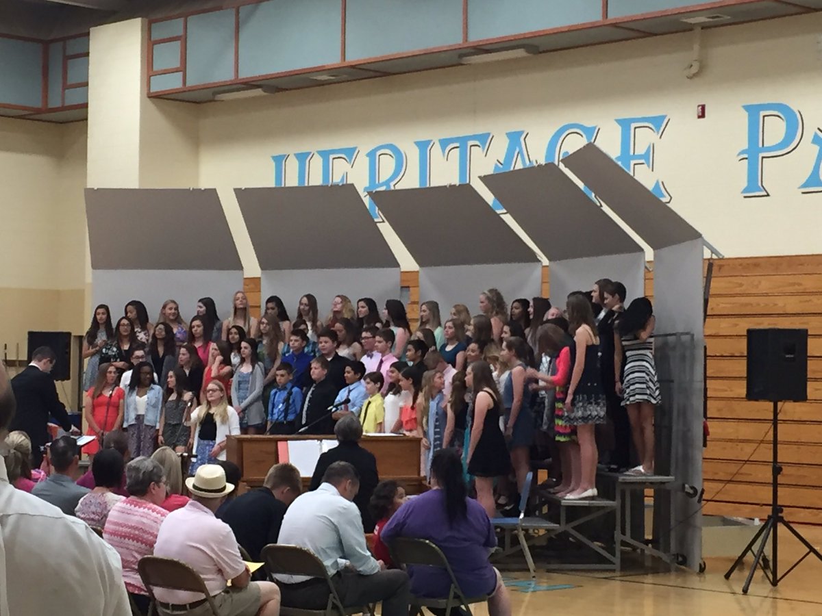 theheritagems's tweet photo. 7th grade choir sounding amazing with "somewhere over the rainbow" #talent @HMSChoirs @DarbyChoir https://t.co/cWzG7bN4Zf