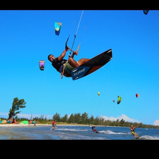 weKitesurf's tweet photo. #kitesurf #slake #kitesurfing #kitesurfers #kitewave #kiteboard #kiteboarding #wake #wakeboarding #cabrinha #cabrin… https://t.co/cJMltvCtds