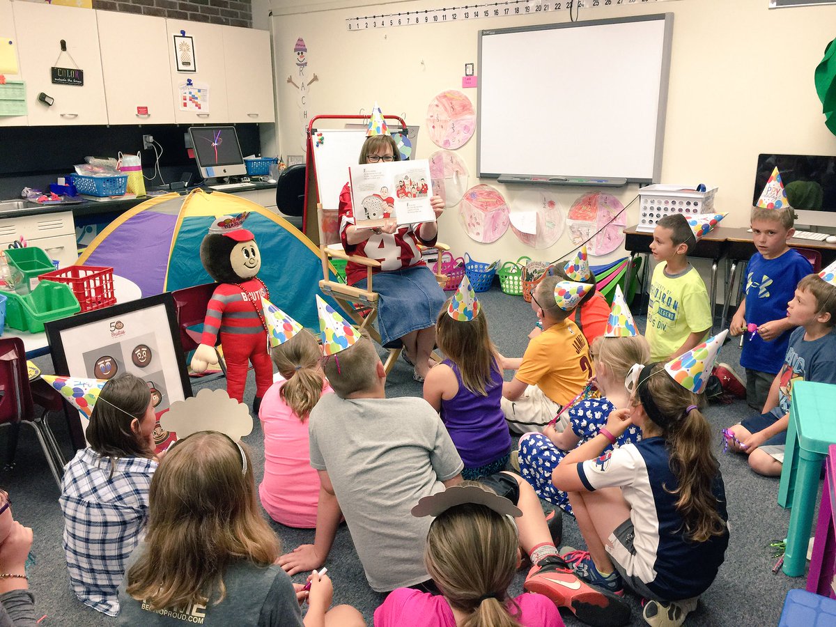 BigWalnut_BWE's tweet photo. Can't get enough? A few more EE @susanmonfort @LauraLawrenceBW #BWERockstars #inspireandguide #inspireandguideatBWE https://t.co/8wQbHL35oO