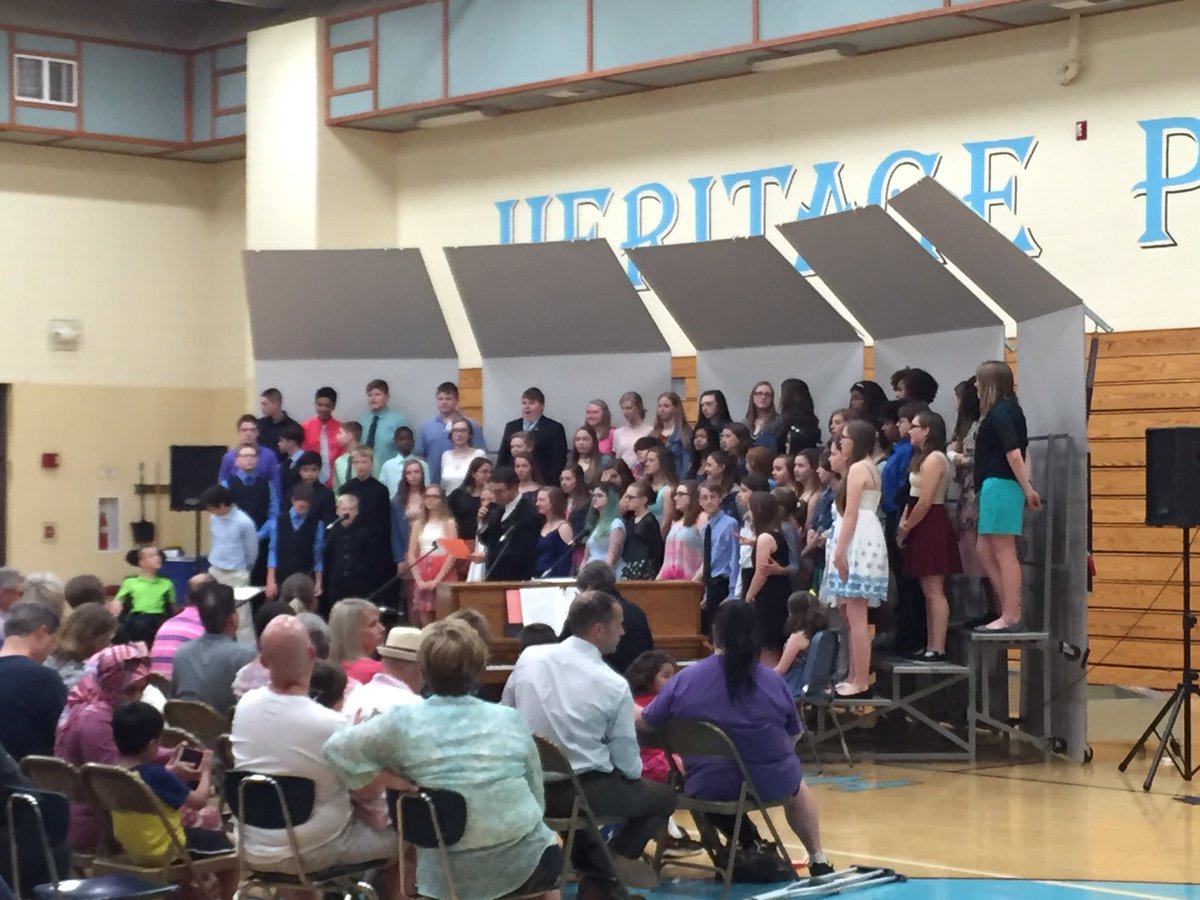 theheritagems's tweet photo. 8th grade choir finishing an amazing night of music. Well done! @DarbyChoir @HMSChoirs https://t.co/3hWPZpTnq2