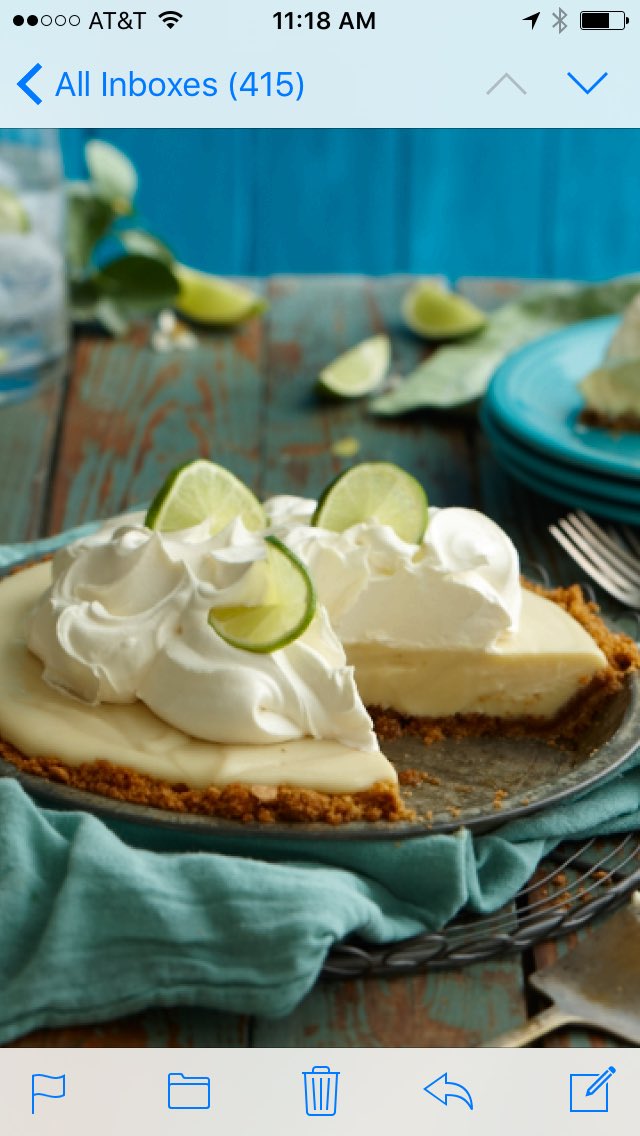vmacmac's tweet image. Summer pie.. Some of my pictures. #keylimepie #coolpie #pie