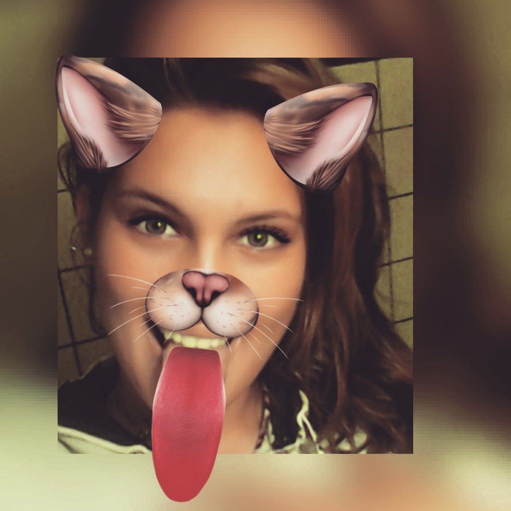dafnegruttulini's tweet photo. ✌❤💋 https://t.co/prvepiIeKB