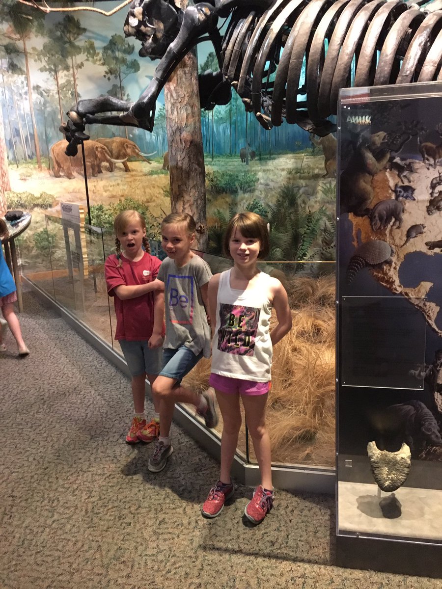 pfoushee's tweet photo. Times three #brassfieldproud https://t.co/HgrQBjbuzk
