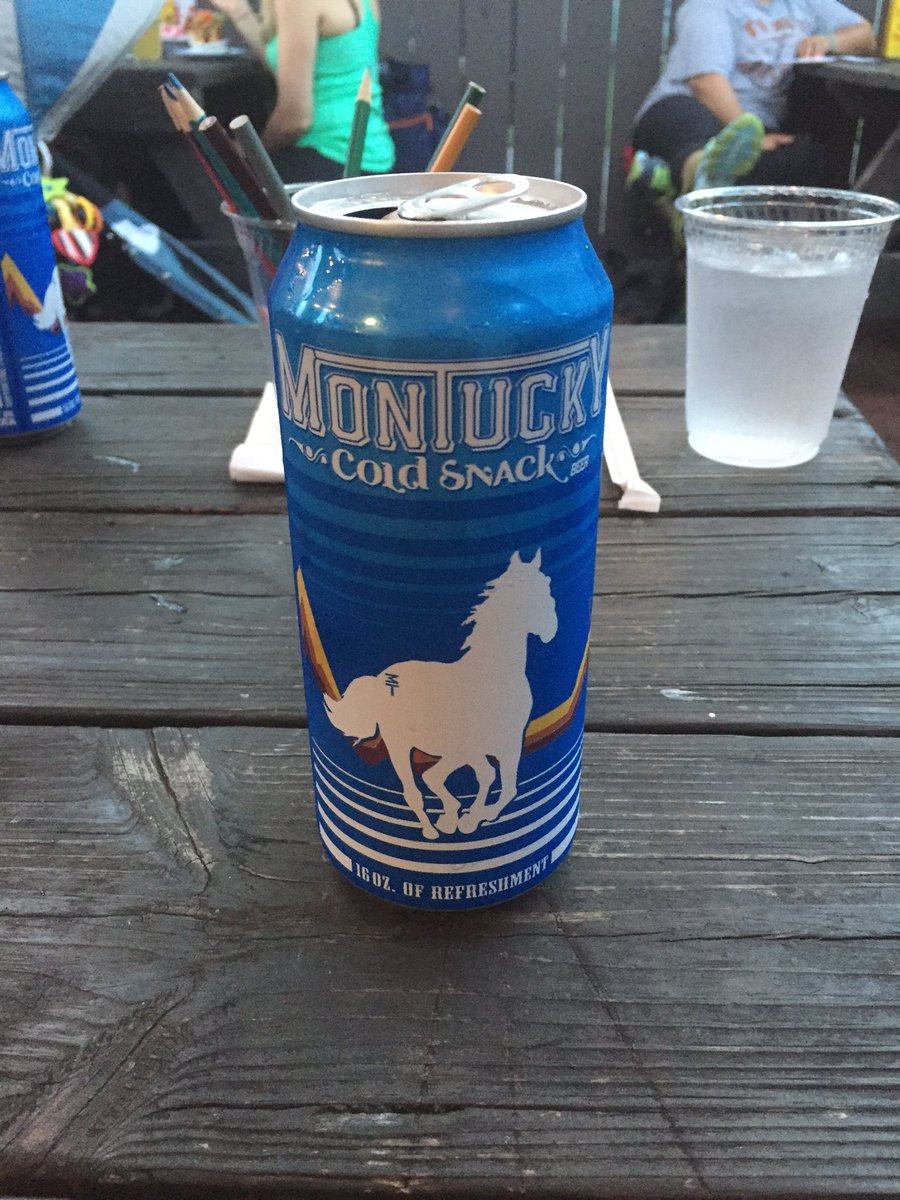 HTownGooner's tweet photo. @MTKYColdSnacks first time drinking one of these bad boys #SolidBrew #IllHaveAnother https://t.co/CoZHTbm6Ao