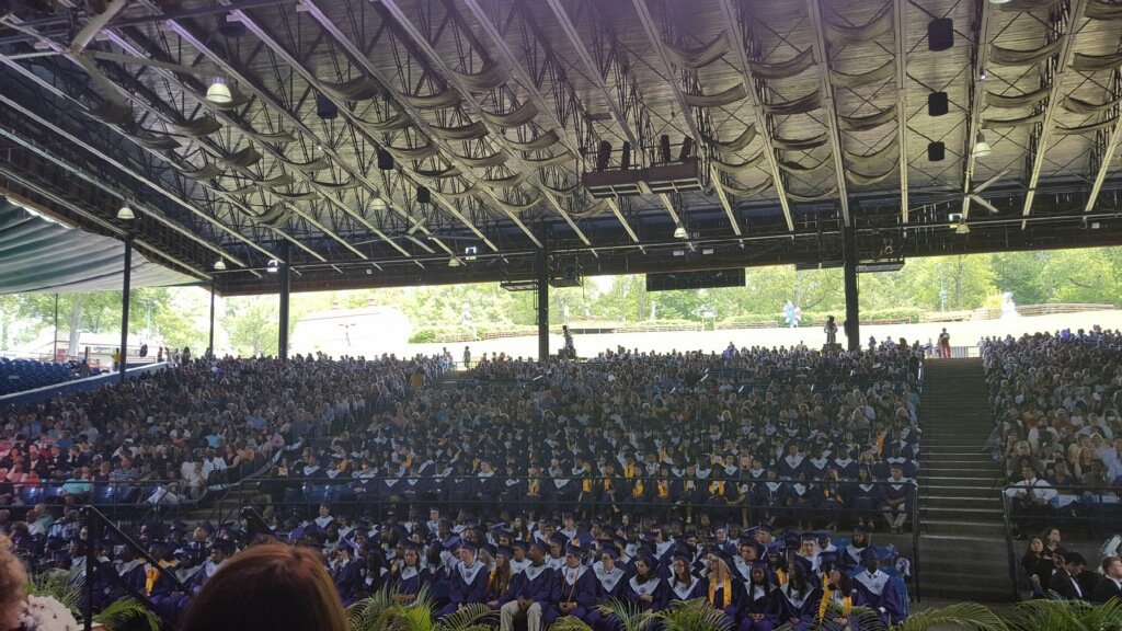 CalvinBallTeam's tweet photo. Lightning takes stage &amp; we gain new fam of @hcpss_lrhs grads. Loved purple robes &amp; kudos on Purple Rain performance! https://t.co/sWBuWiXgMq
