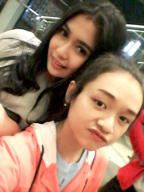 cantikk yaa <a href="/BeauMiftaChiBi/">Hasunal Miftah</a> dan @FenyJunilaah