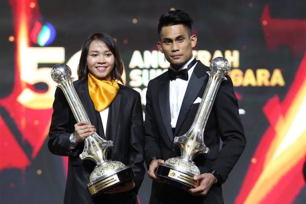 isnmalaysia's tweet photo. Al-Jufri, @Pandelela_R Olahragawan, Olahragawati 2015 https://t.co/grzNvNAGY9 #ASN2015 https://t.co/ynQOIQAoEE