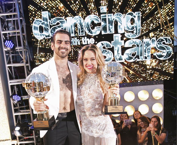 DWTSInteract's tweet photo. .@NyleDiMarco did more than redefine dance. He inspired through dance with @PetaMurgatroyd. #RedefiningDance #DWTS https://t.co/p9AL78tQsf