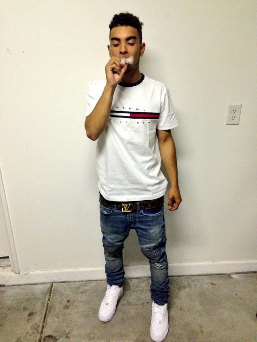 KobeWithTheBlunt tweet media