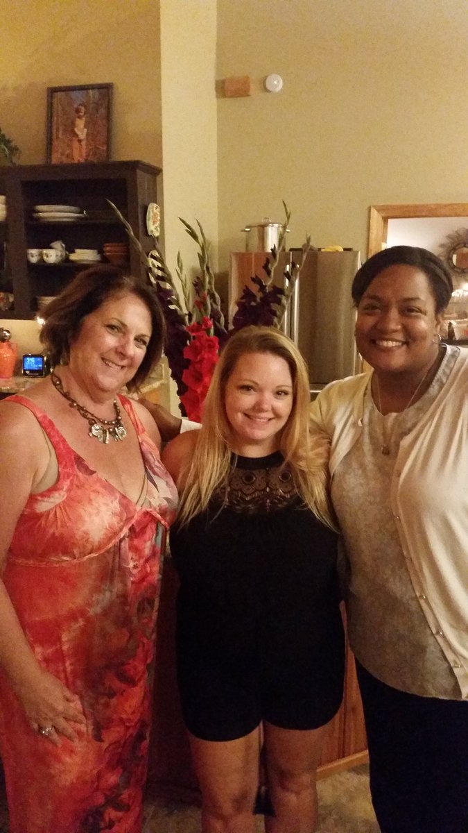 ashbcallen's tweet photo. Amazing night with these two ladies discussing @newspringgroups #thesearemypeople https://t.co/ycQgijNOeh