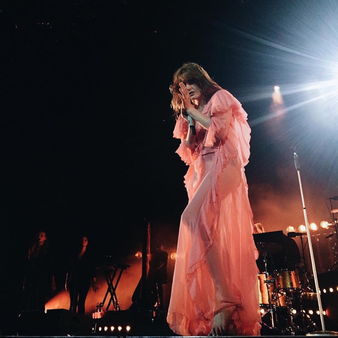 FATMUpdates's tweet image. Florence and The Machine performing at Providence Amphitheater, In Bonner Springs KS. ✨