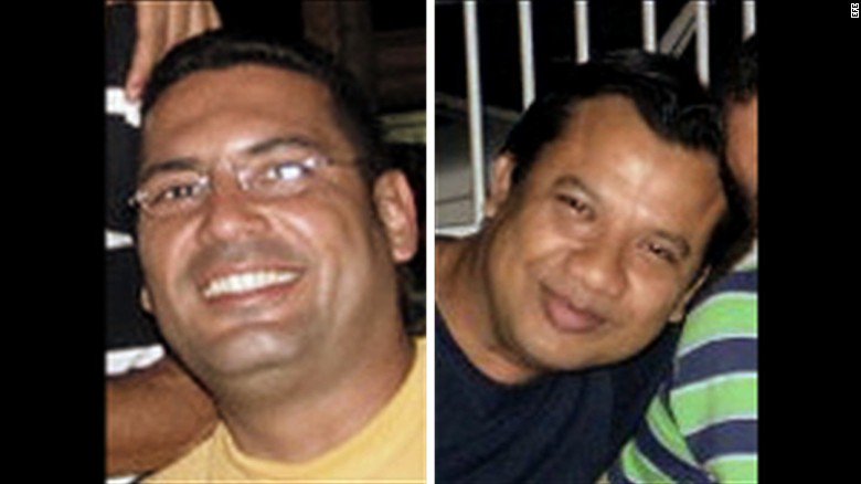 CNN's tweet photo. Two TV journalists went missing while covering another reporter's disappearance in Colombia https://t.co/iR0OPeumkq https://t.co/wKK8AltobR