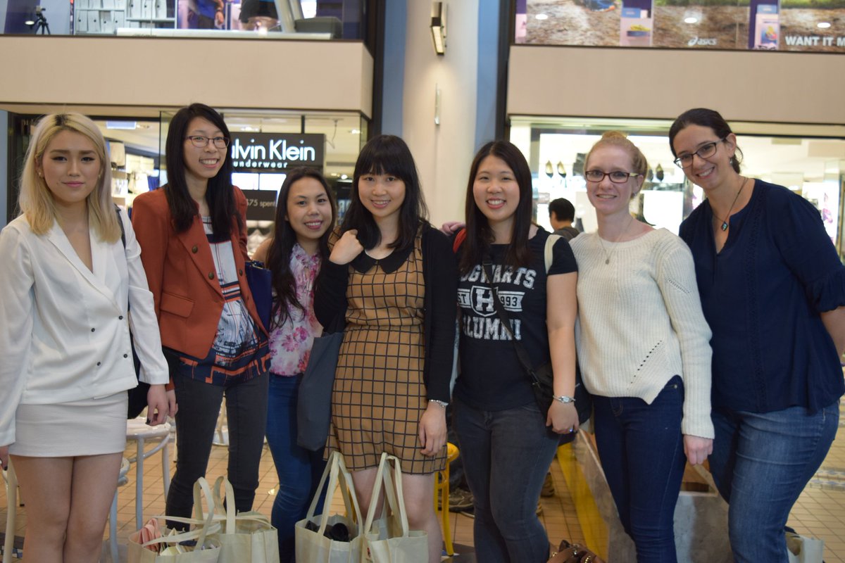 happyindulgence's tweet photo. So much love for #AusYAbloggers at #Teencon2016! More photos to come ๐ https://t.co/LTlKFll4gT