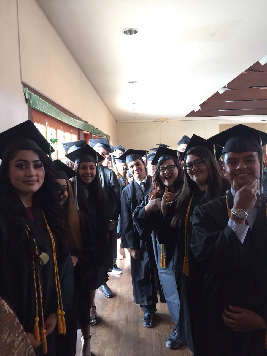 JSaugstadJUSD's tweet photo. So excited to see what is in store for these young grads.  #RivercrestPrep #jusdshares #CO2016 https://t.co/37k4GuxSxP