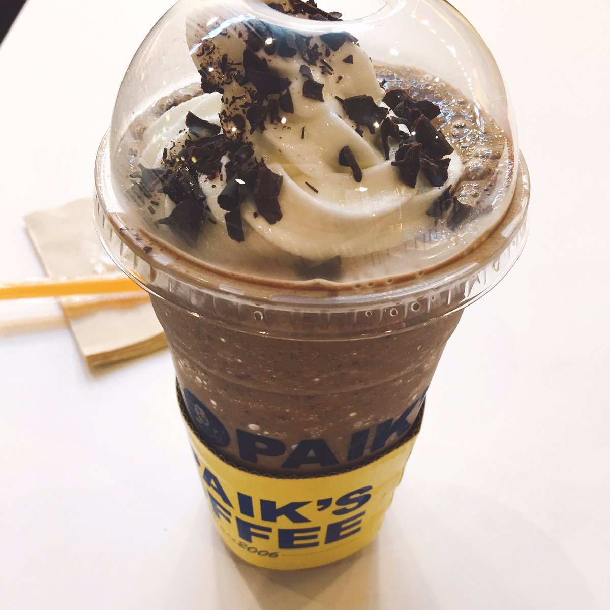 PREPOSSESSlNG's tweet photo. ???! https://t.co/zDMaBVVMDK