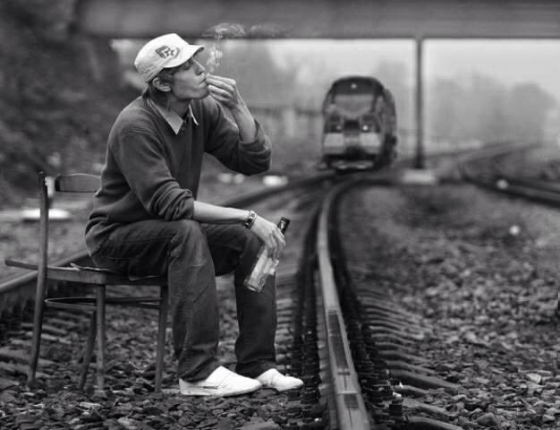 Sevince Lafı dolandırmadan söyliyeceksin,
"Seni seviyorum"
Gibi.

Ran