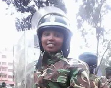 FunnyMemesTop's tweet photo. Why Kenyan Males are Rushing to Demos to be Clobbered and Tear-gassed - https://t.co/mSAa2U8YoO https://t.co/4ROkk16jjp