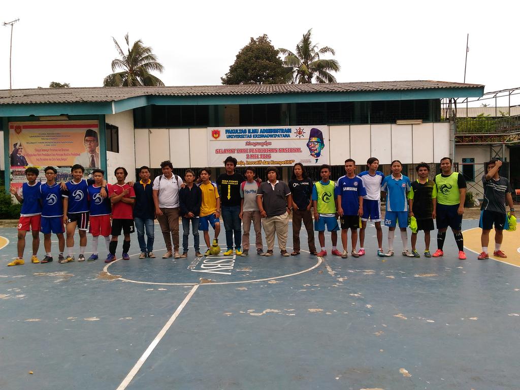 Kick off FINAL DEKAN CUP PRT Futsal 2016: Informatika(2) VS PWK(1)
#fairplay #norasis