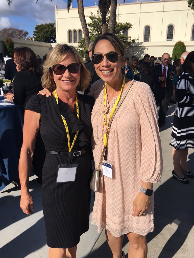 So proud of my friend, Laura Smith, innovative principal of the year. Congrats! #cffsd <a href="/CasitaMagnet/">Casita Center</a>